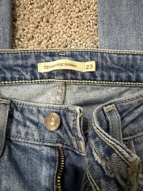 Levi's 721 High Rise Skinny Jeans - Light Blue Denim